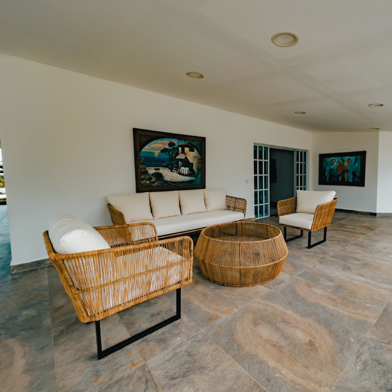 44_eje_cafetero_montanas_willy_valle_del_cocora_La_bonitafinca_renovacion_viaja_eje_cafeteroLa-Bonita-Tours-Colombia--Finca-de-lujo-en-Colombia--Turismo-de-lujo-en-Doradal-y-Eje-Cafetero